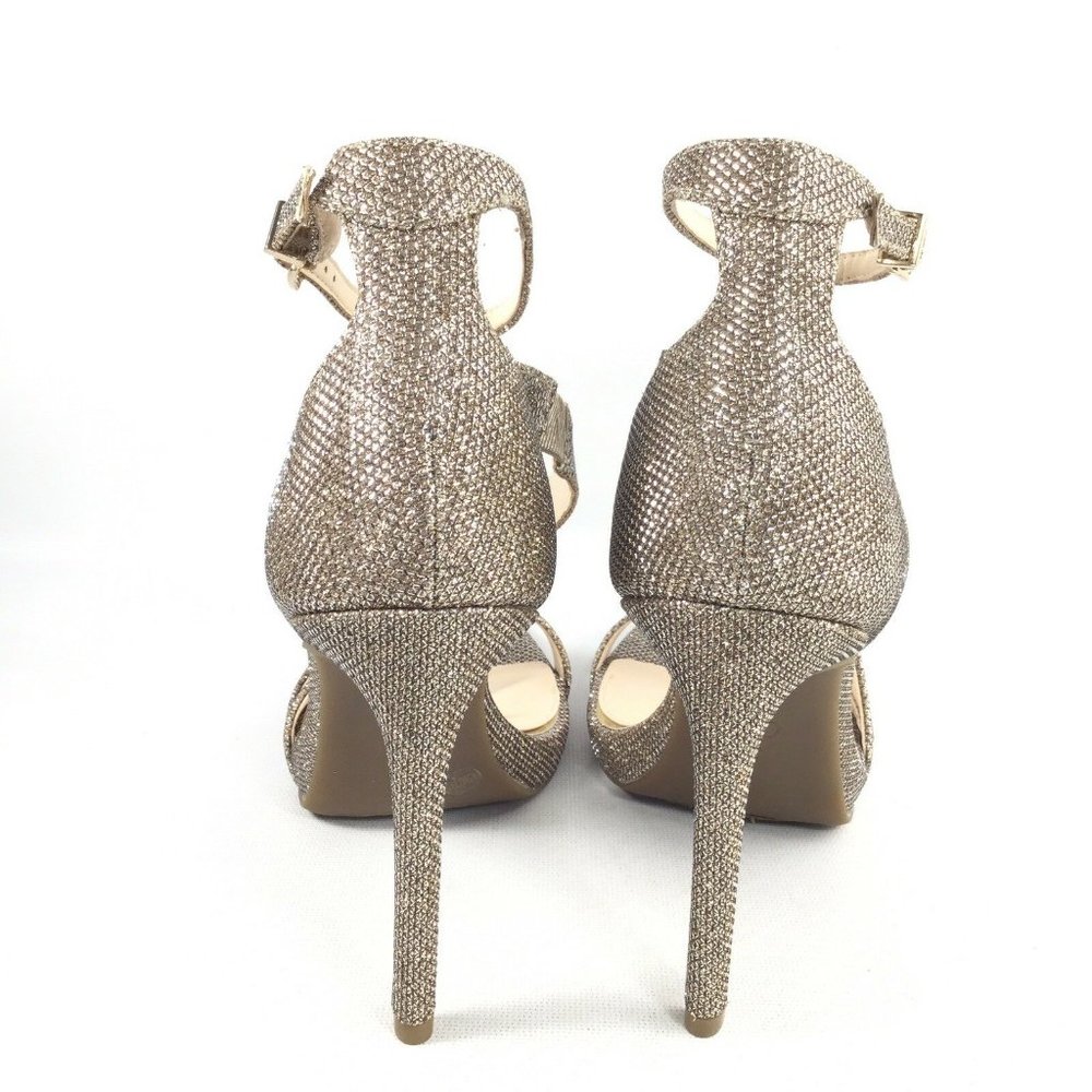 Jessica Simpson *Rayli* Glitter Strappy Sandal New W/Tags and Box